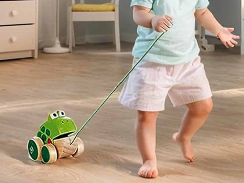 Grenouille à tirer en bois