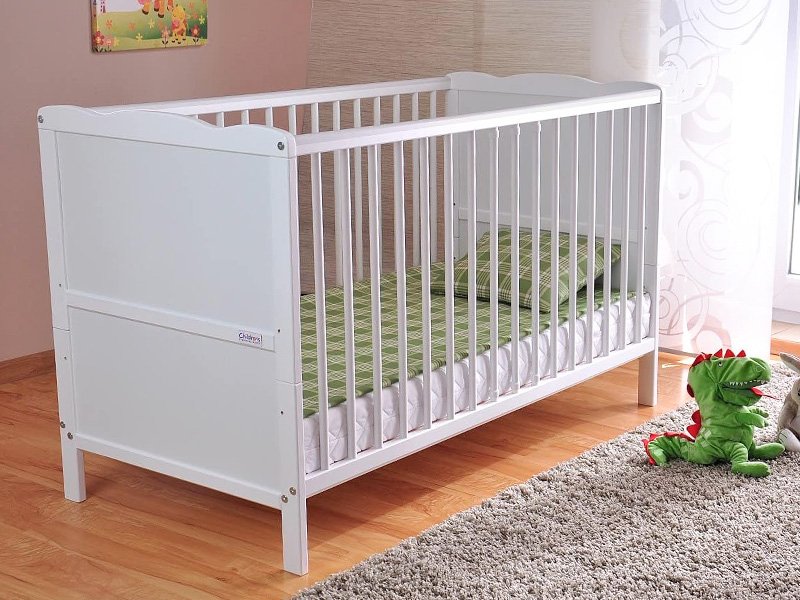Lit bébé à barreaux 60 x 120