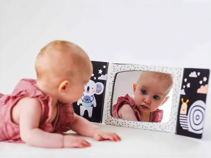 Livre miroir d’éveil