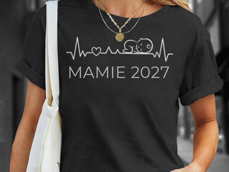 Tee-shirt « Future mamie 2027 »